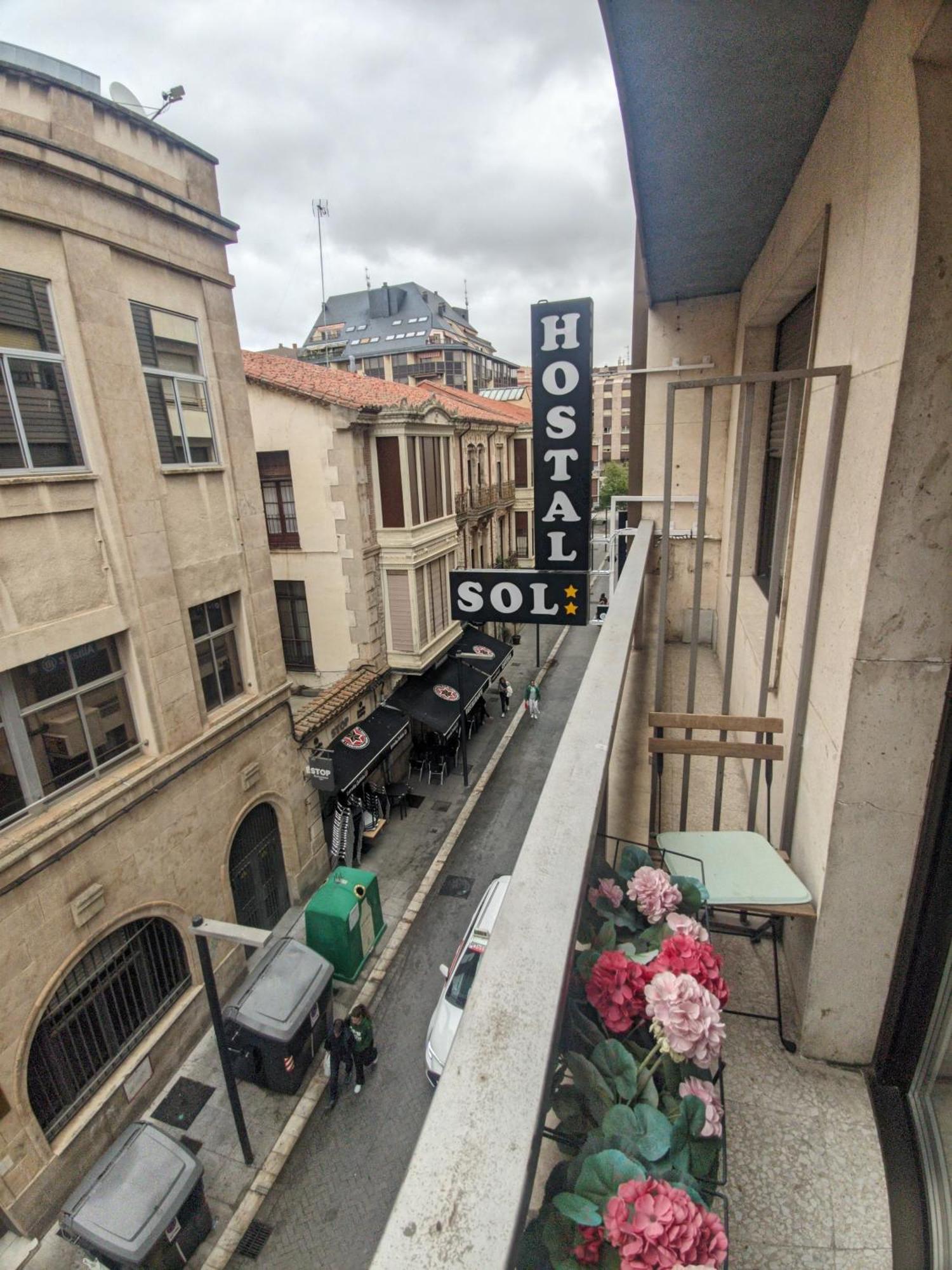 Hostal Sol Zamora Exteriör bild